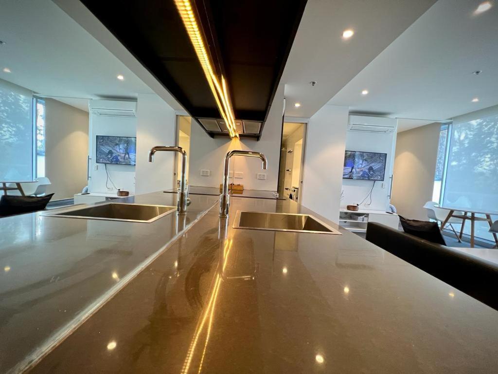 Luxury 2 Bedroom Suite Near Adelaide With A Car Park Broadview Exterior foto